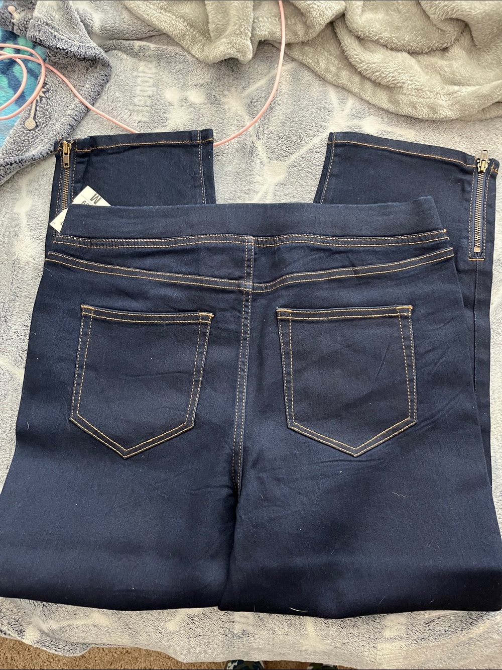 High-Waist Dark Blue Women's Jeans BNWT - Picture 6 of 6